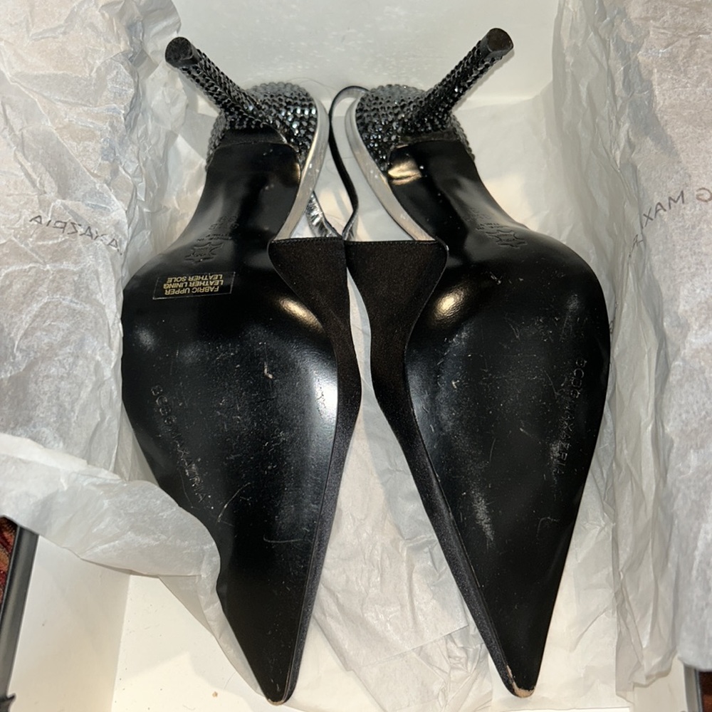 BCBGMAXAZRIA satin sling back heels - Picture 5 of 5